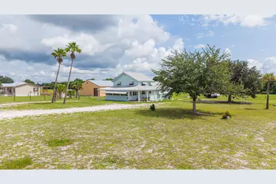 19695 NW 80th Drive, Okeechobee, FL 34972 - Photo 13