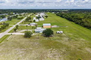 19695 NW 80th Dr, Okeechobee, FL 34972 - Photo 17