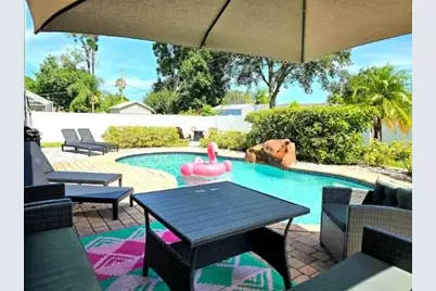 302 NE Greenbrier Avenue, Port Saint Lucie, FL 34983 - Photo 37