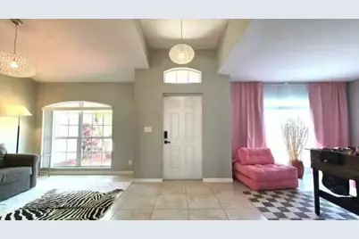 302 NE Greenbrier Avenue, Port Saint Lucie, FL 34983 - Photo 17