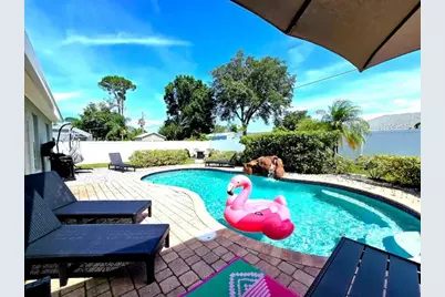 302 NE Greenbrier Avenue, Port Saint Lucie, FL 34983 - Photo 35