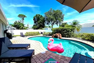 302 NE Greenbrier Ave, Port Saint Lucie, FL 34983 - Photo 35
