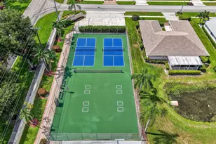 10300 Greentrail Dr N, Boynton Beach, FL 33436 - Photo 43