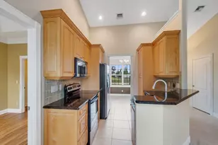 8978 100th Ct, Vero Beach, FL 32967 - Photo 11