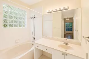 6711 Green Island Cir, Lake Worth, FL 33463 - Photo 13