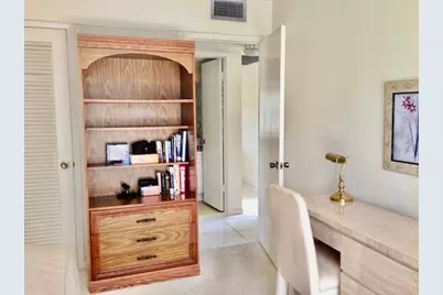571 Fanshaw N, Boca Raton, FL 33434 - Photo 11