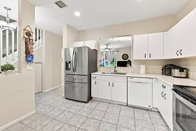 5477 NW 90th Terrace, Sunrise, FL 33351 - Photo 5