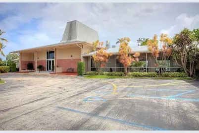 2566 S Garden Drive S #202, Lake Worth, FL 33461 - Photo 9