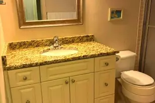 2566 S Garden Dr S, Lake Worth, FL 33461 - Photo 17