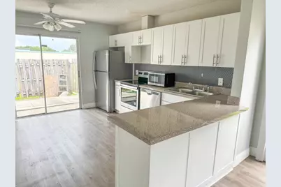 4852 Orleans Court #D, West Palm Beach, FL 33415 - Photo 9