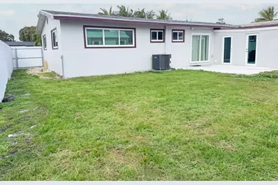 19731 NW 4th Avenue, Miami Gardens, FL 33169 - Photo 27