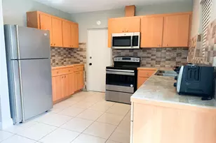 19731 NW 4th Ave, Miami Gardens, FL 33169 - Photo 9