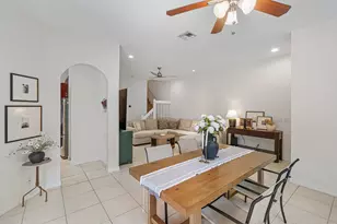 5548 Boynton Gardens Dr, Boynton Beach, FL 33437 - Photo 5