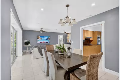 254 NW 6th Avenue, Boca Raton, FL 33432 - Photo 13