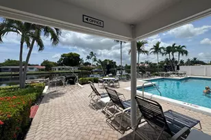 140 Cypress Club Dr, Pompano Beach, FL 33060 - Photo 29