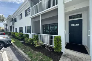 140 Cypress Club Dr, Pompano Beach, FL 33060 - Photo 23