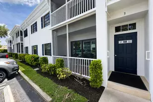 140 Cypress Club Dr, Pompano Beach, FL 33060 - Photo 23