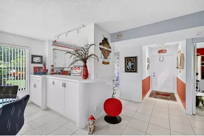 10247 N Circle Lake Drive #102, Boynton Beach, FL 33437 - Photo 17