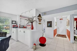 10247 N Circle Lake Dr, Boynton Beach, FL 33437 - Photo 17