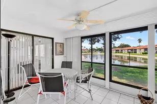 10247 N Circle Lake Dr, Boynton Beach, FL 33437 - Photo 9