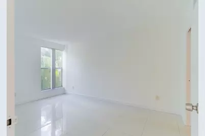 2160 SW 16th Avenue #317, Miami, FL 33145 - Photo 15
