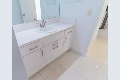 2160 SW 16th Avenue #317, Miami, FL 33145 - Photo 9