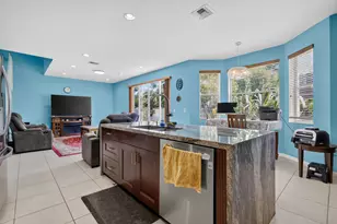 9080 Dupont Pl, Wellington, FL 33414 - Photo 19
