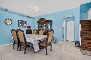 9080 Dupont Pl, Wellington, FL 33414 - Photo 7