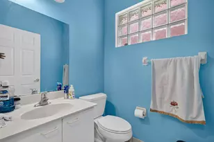 9080 Dupont Pl, Wellington, FL 33414 - Photo 9