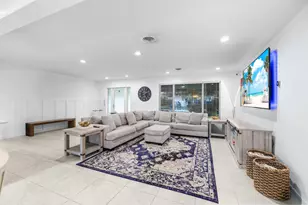 1310 NE 46th St, Oakland Park, FL 33334 - Photo 15
