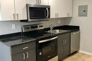 736 NE 13th Ct, Fort Lauderdale, FL 33304 - Photo 5