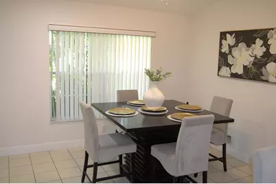 7570 Diamond Pointe Circle, Delray Beach, FL 33446 - Photo 9