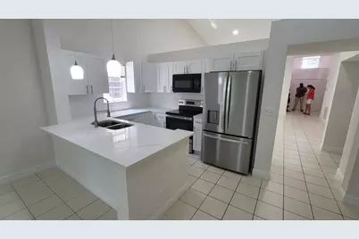 7570 Diamond Pointe Circle, Delray Beach, FL 33446 - Photo 17