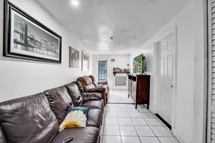 2442 Funston St, Hollywood, FL 33020 - Photo 9