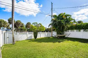 2101 N Palm Cir, North Palm Beach, FL 33408 - Photo 49