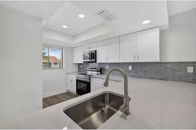 1600 NE Dixie Highway #10-205, Jensen Beach, FL 34957 - Photo 9