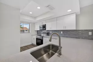 1600 NE Dixie Hwy, Jensen Beach, FL 34957 - Photo 9