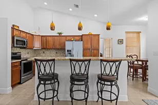 10740 London St, Cooper City, FL 33026 - Photo 7