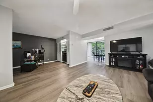 5190 Las Verdes Cir, Delray Beach, FL 33484 - Photo 3