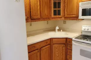 3040 NE 16th Ave, Oakland Park, FL 33334 - Photo 7