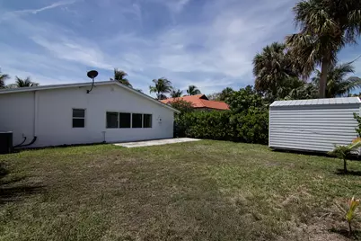 106 Auburn Drive, Lake Worth, FL 33460 - Photo 17