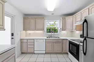 106 Auburn Dr, Lake Worth, FL 33460 - Photo 5
