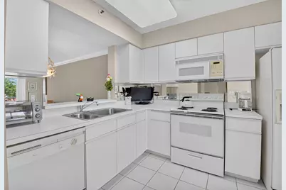 14096 Huntington Pointe Drive #309, Delray Beach, FL 33484 - Photo 11