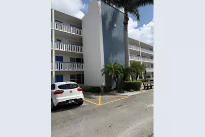 407 Greenbrier A, West Palm Beach, FL 33417 - Photo 1