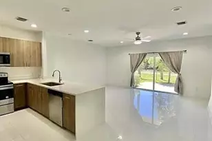 1060 Crystal Way, Delray Beach, FL 33444 - Photo 3