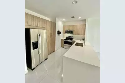 1060 Crystal Way #103, Delray Beach, FL 33444 - Photo 5