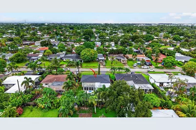 4670 NE 4th Avenue, Oakland Park, FL 33334 - Photo 71
