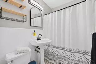 4670 NE 4th Ave, Oakland Park, FL 33334 - Photo 27