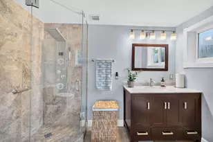 4670 NE 4th Ave, Oakland Park, FL 33334 - Photo 23