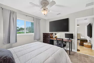 4670 NE 4th Avenue, Oakland Park, FL 33334 - Photo 29